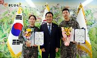 이름도 없이 불길 잡은 두 군인…이번엔 화천군민이 감사로 답했다